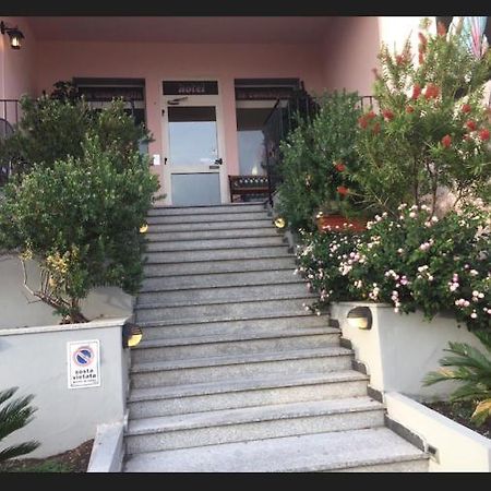 Hotel La Conchiglia Λα Μανταλένα Εξωτερικό φωτογραφία